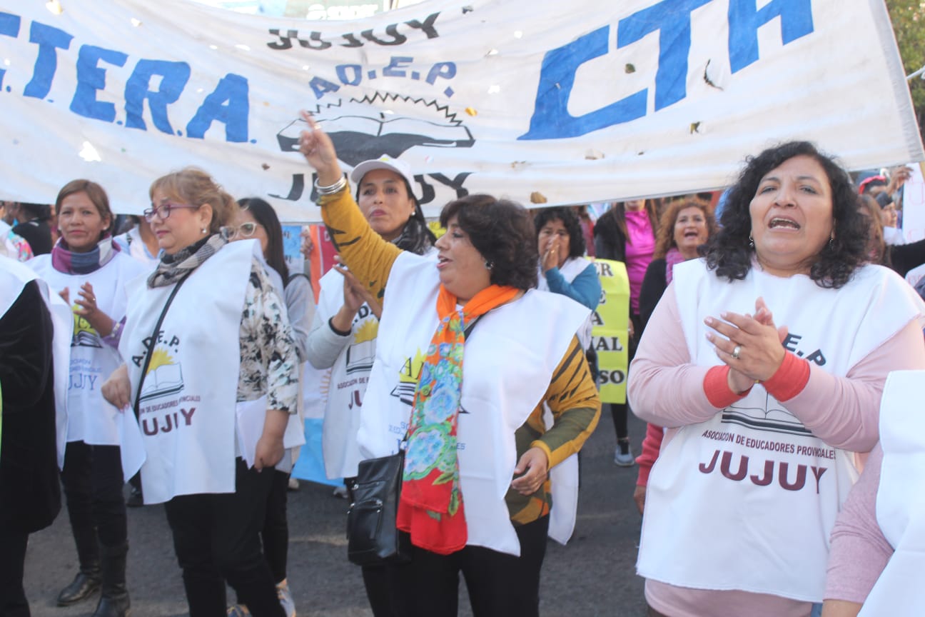 JORNADA NACIONAL DE PROTESTA DE CTERA Y CTA, MARTES 13, EN TODO EL PAÍS ...